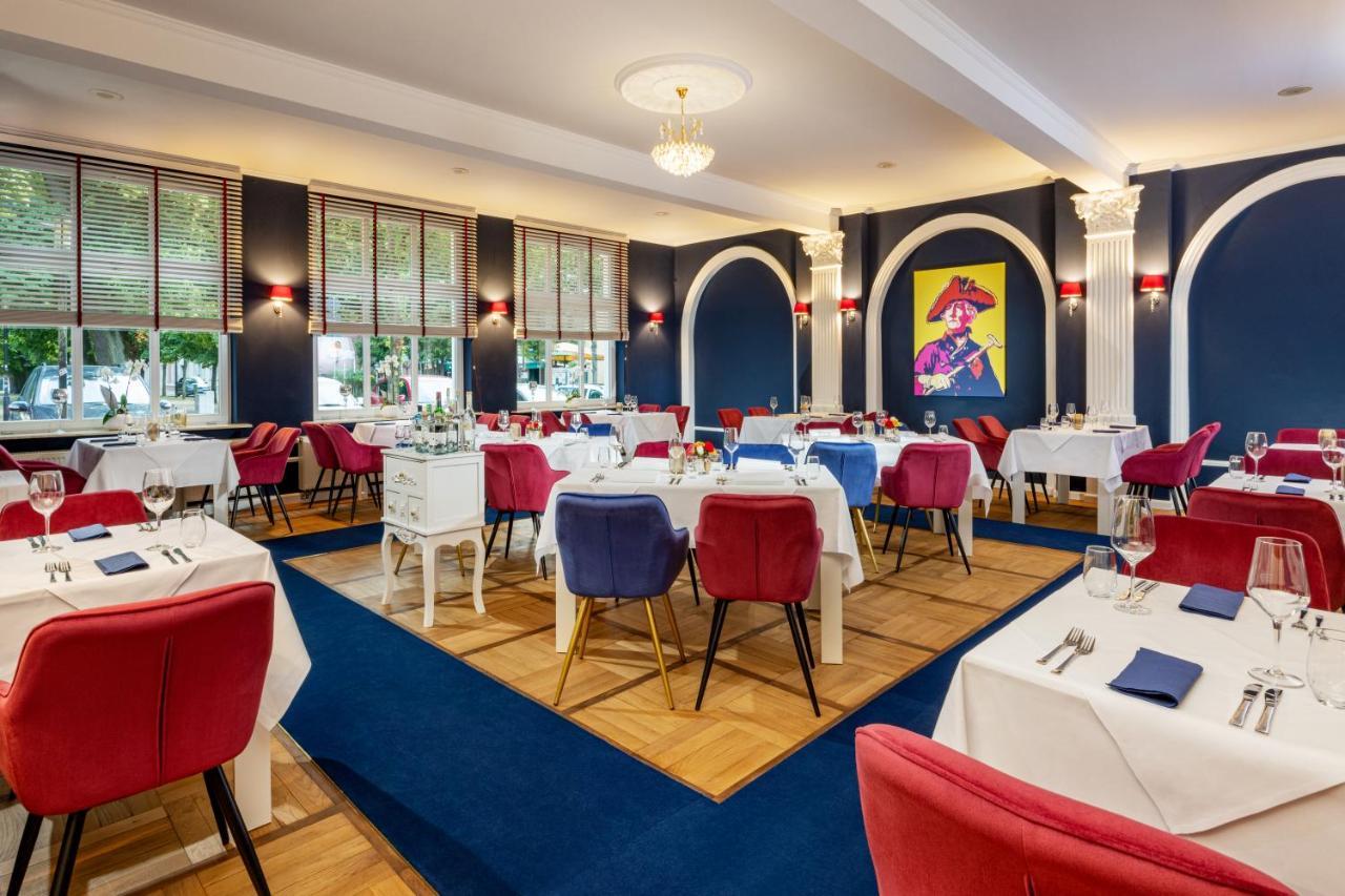 Schlosshotel Райнсберг Экстерьер фото